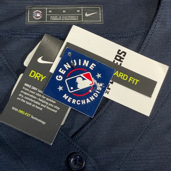 Aaron Judge New York Yankees Women's Nike Jersey - Picture 5 of 6